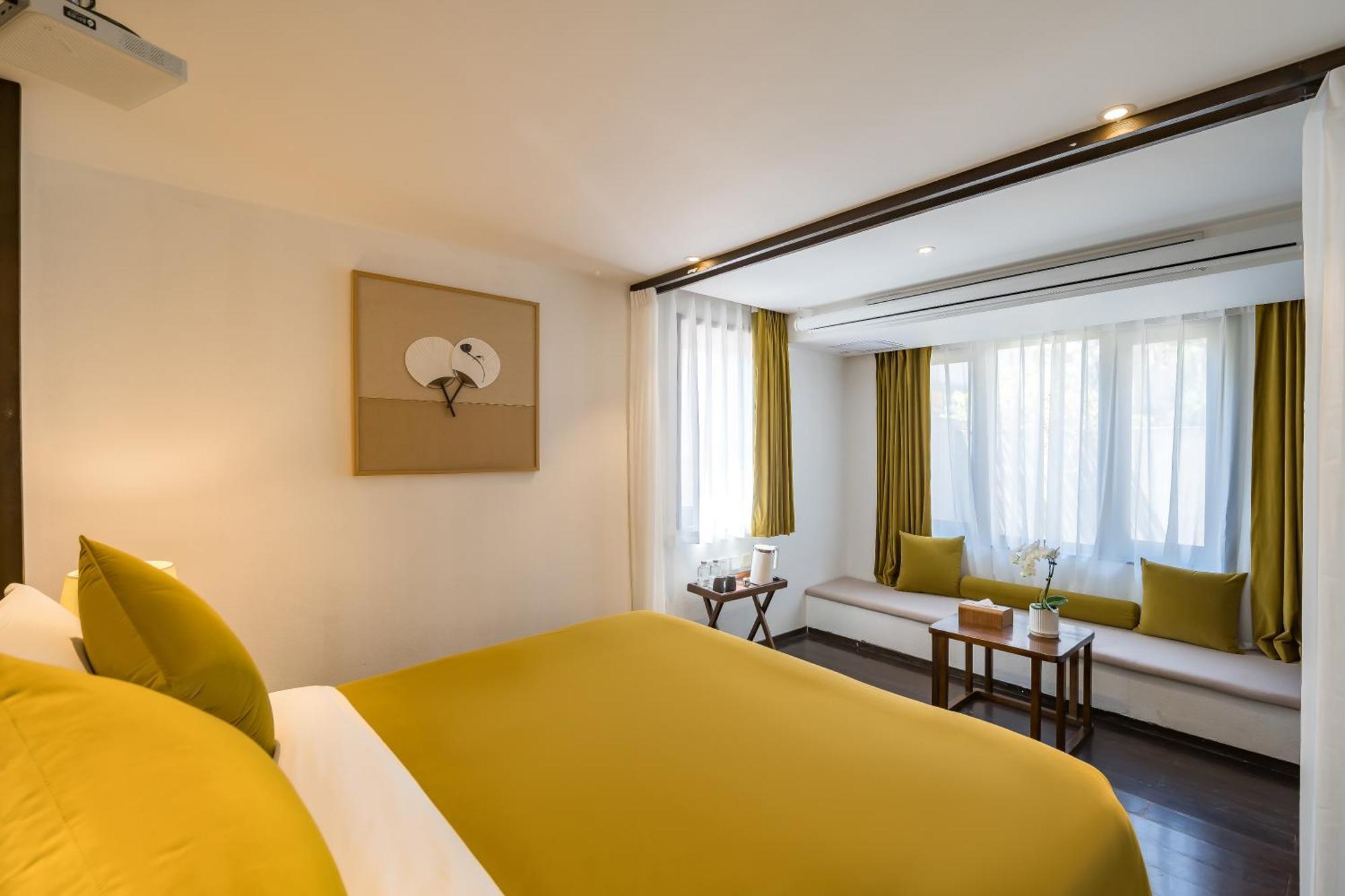 Dasein Youlan Hotel-near The Forbidden City, Tiananmen Square, Guijie Street, Beihai Park, Jingshan Park, And Yonghe Temple Hotel 4*