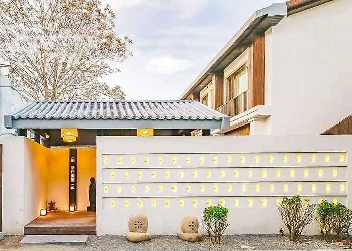 Dasein Youlan Hotel-Near The Forbidden City, Tiananmen Square, Guijie Street, Beihai Park, Jingshan Park, And Yonghe Temple