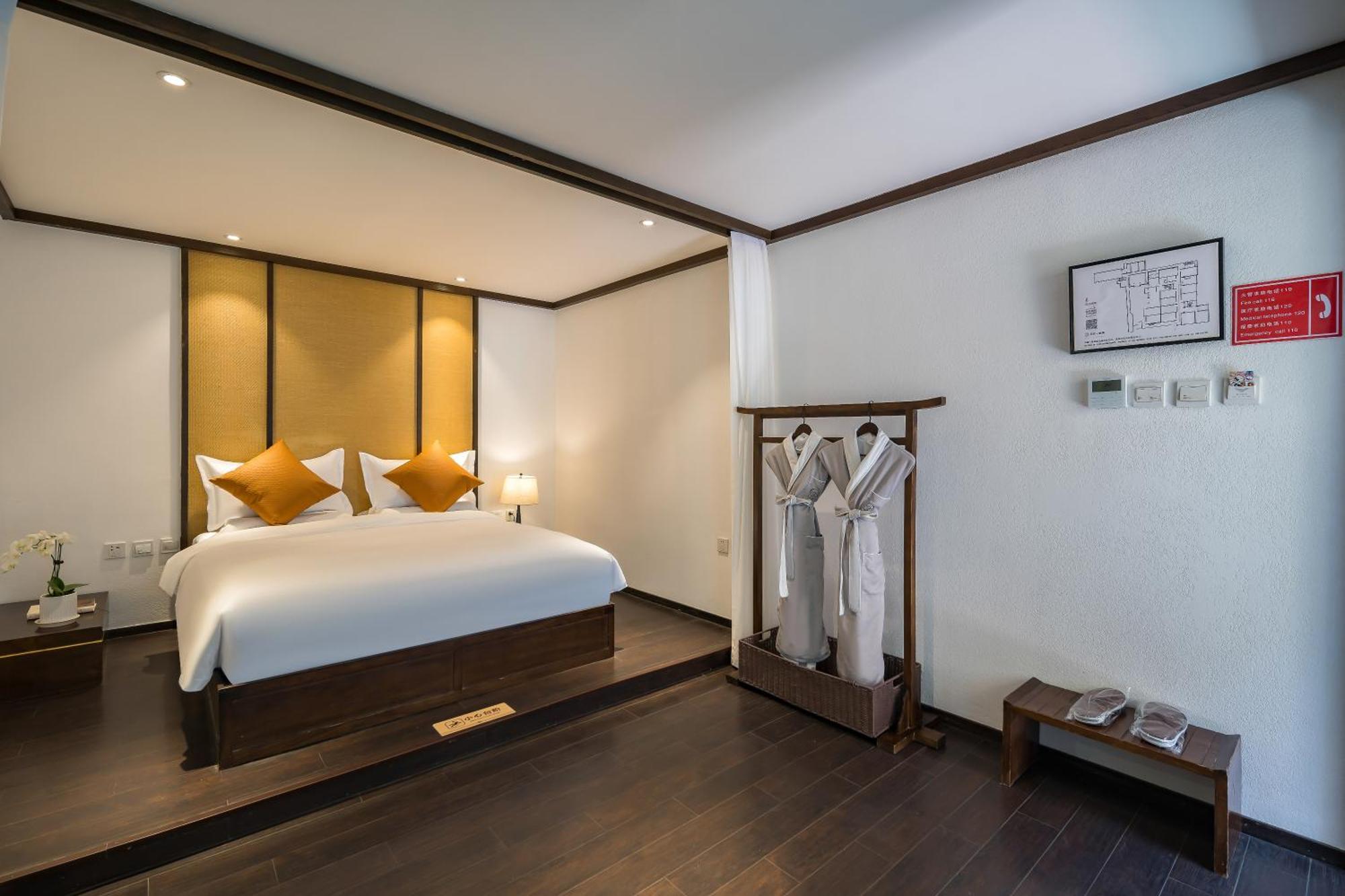Dasein Youlan Hotel-near The Forbidden City, Tiananmen Square, Guijie Street, Beihai Park, Jingshan Park, And Yonghe Temple Hotel Peking