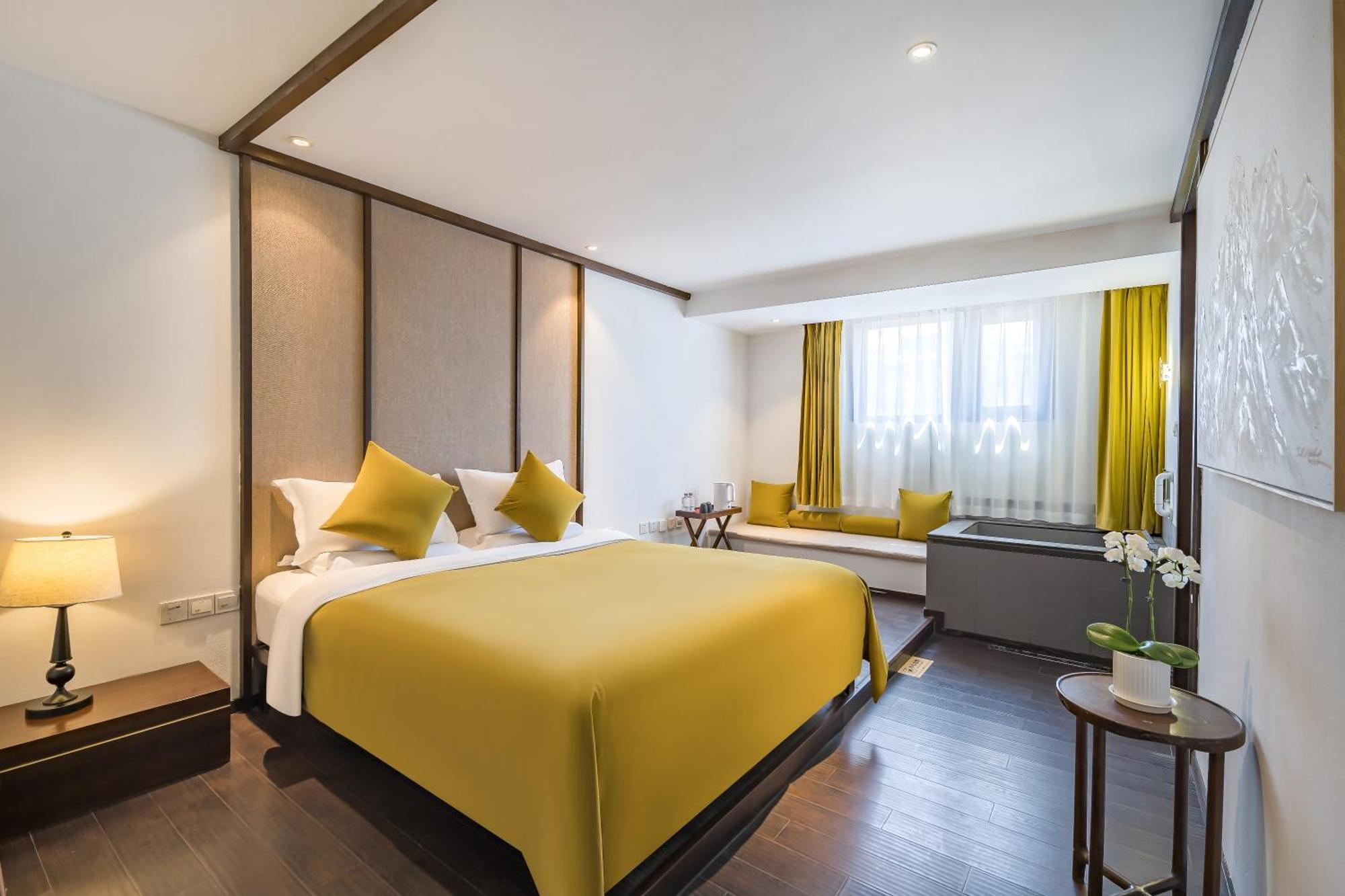 Dasein Youlan Hotel-near The Forbidden City, Tiananmen Square, Guijie Street, Beihai Park, Jingshan Park, And Yonghe Temple Peking