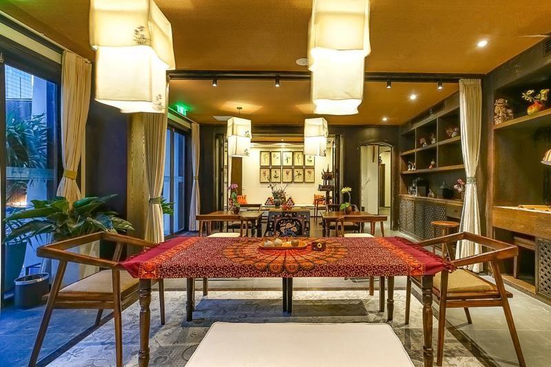 Hotel Dasein Youlan Hotel-near The Forbidden City, Tiananmen Square, Guijie Street, Beihai Park, Jingshan Park, And Yonghe Temple 4*